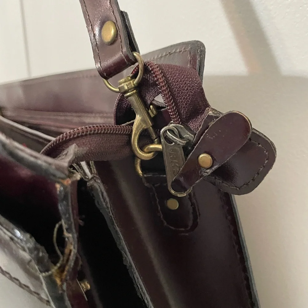 Vintage Burgundy Quality Top Grain Leather unisex Briefcase W Shoulder Strap